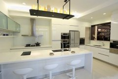 <b>多工作都要本人处置</b>